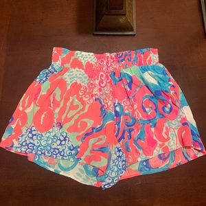 Lilly Pulitzer shorts size Small